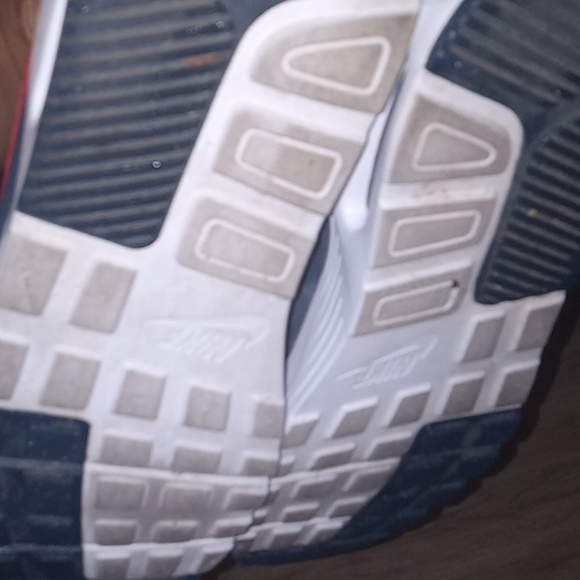 Nike Air max size 9 white red and blue - Picture 5 of 5